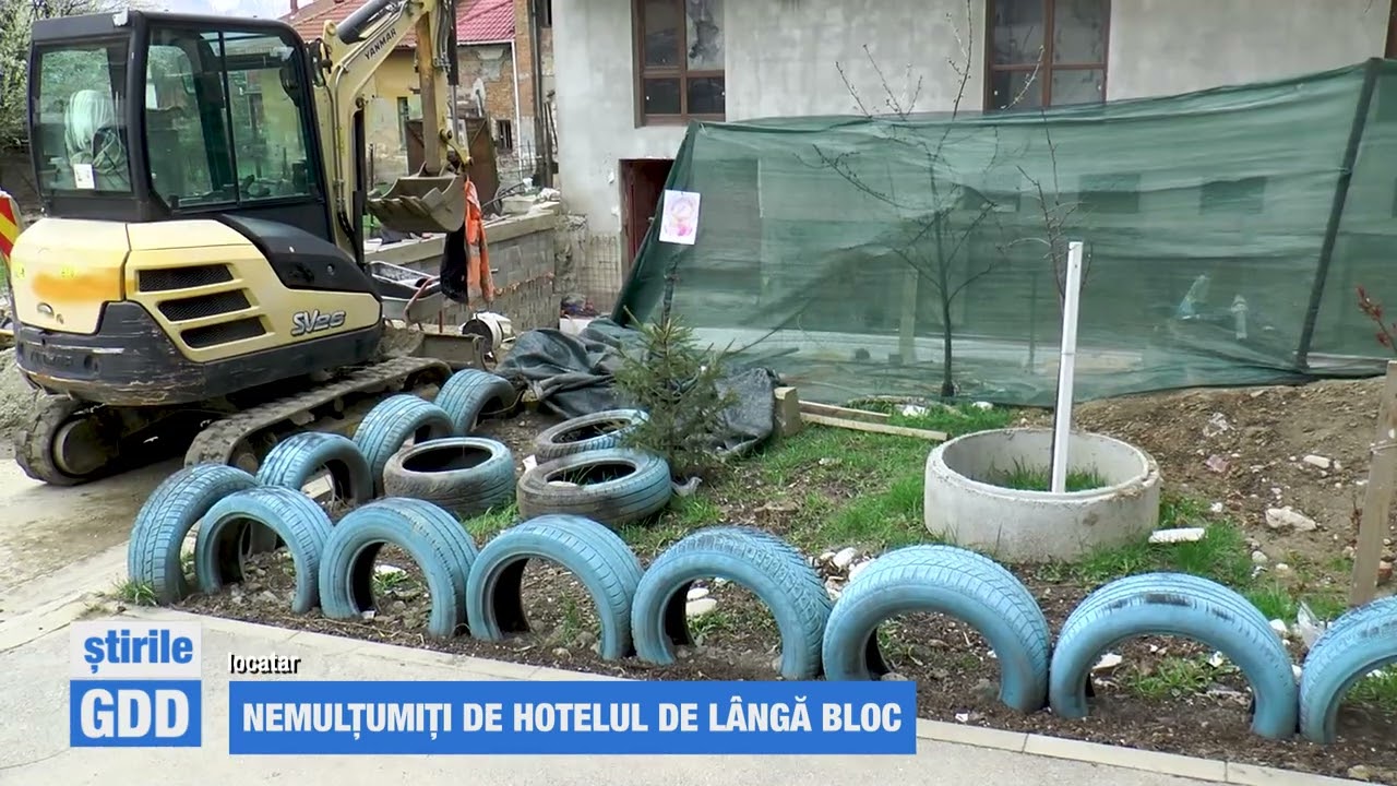 NEMULȚUMIȚI DE HOTELUL DE LÂNGĂ BLOC