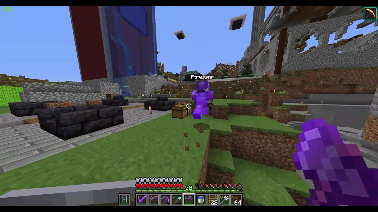 Dude falls into a ravine walking backwards and dies with netherite after being hunted in Minecraft