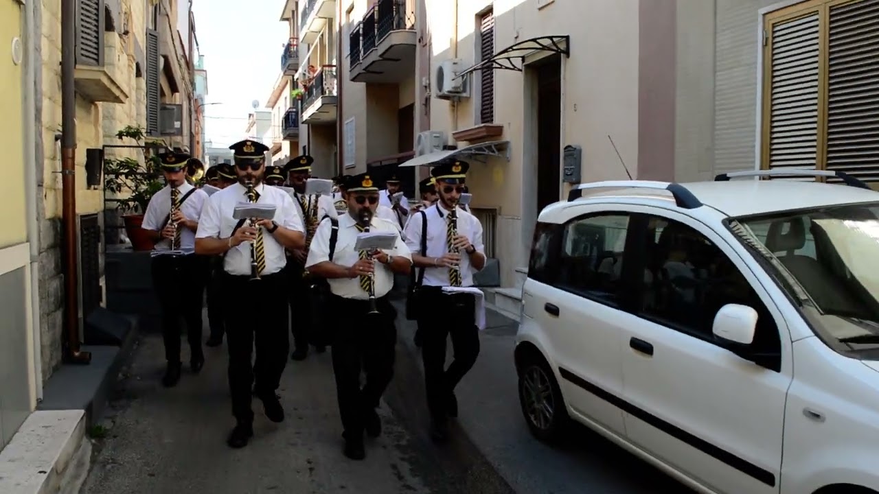 Banda di Triggiano - Marcia Fanfaroni - Festa della Madonna del Rosario a Carbonara 30/9/23
