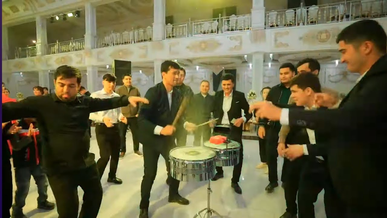 Kiyov jo'ralar o'zlari baraban 🥁chalgan to'y👌 SHaxzod & Maxliyo