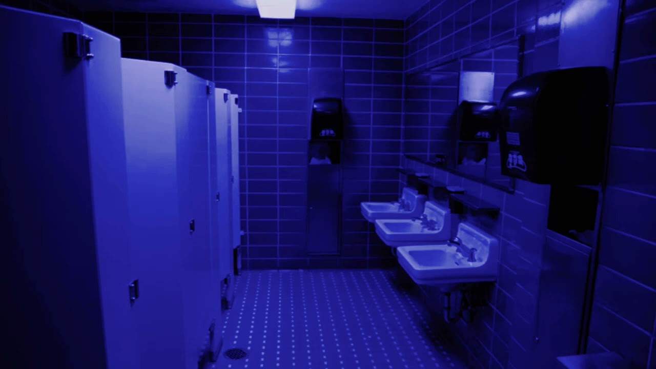 2ne1 - i am the best (but you're in the bathroom at a party)