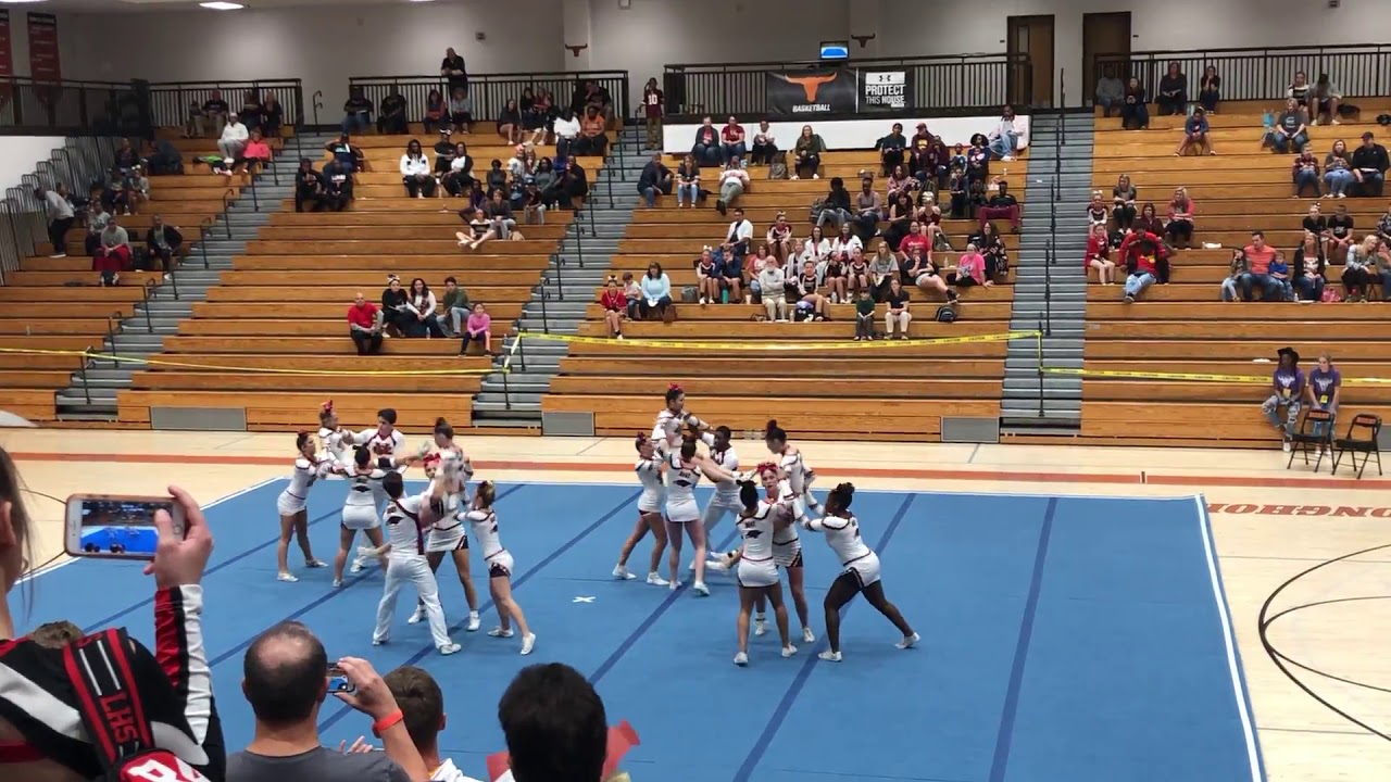 Mill Creek Varsity Coed Cheer 2019