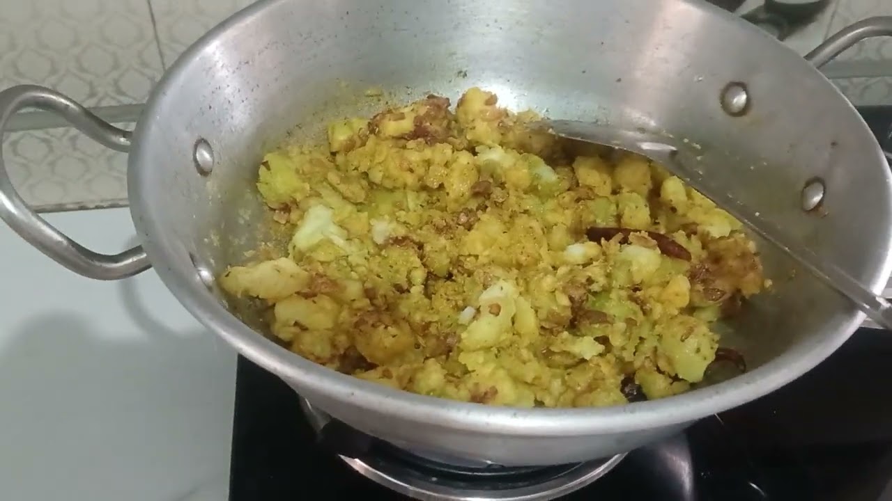 Matha ke Aloo recipe bahut, he tasty Banti hai friends.😋🥰🍽👌#@Monika_gujari-f4q 