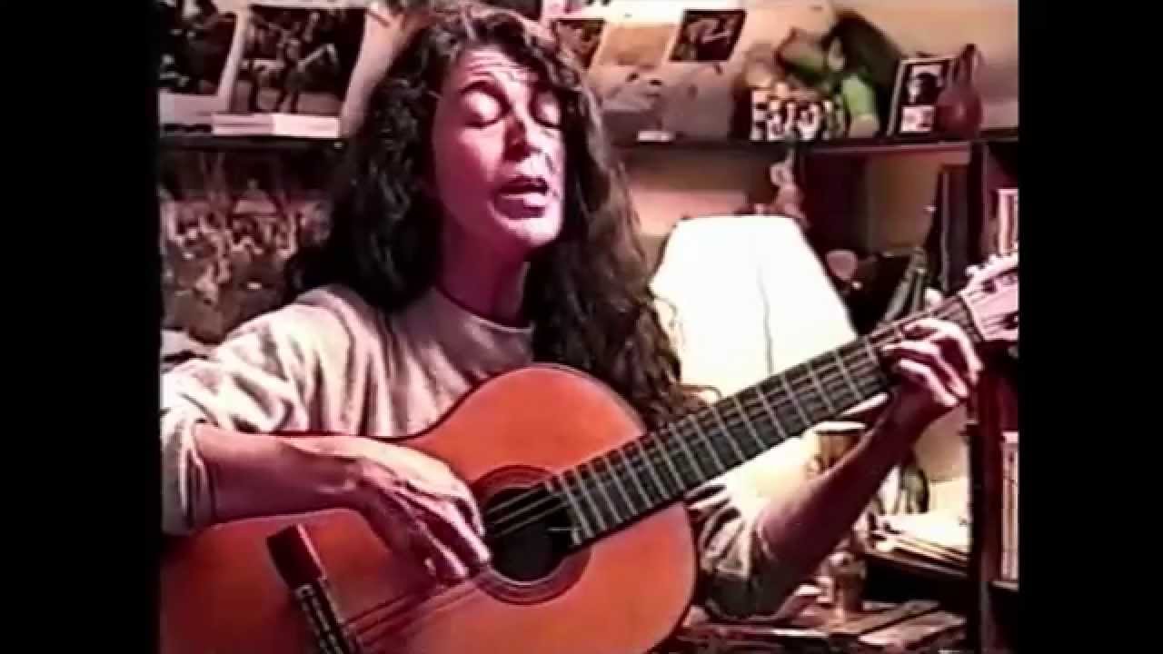 Ombligo de luna - Beatriz Castaño (Poema de Raúl Gómez Jattin)