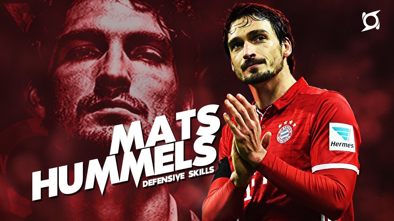 Mats Hummels - Plays Quarterback