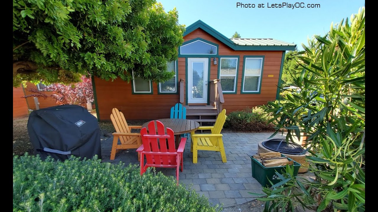 Santa Cruz/Monterey KOA Deluxe Cabin with bunkbeds and full bath