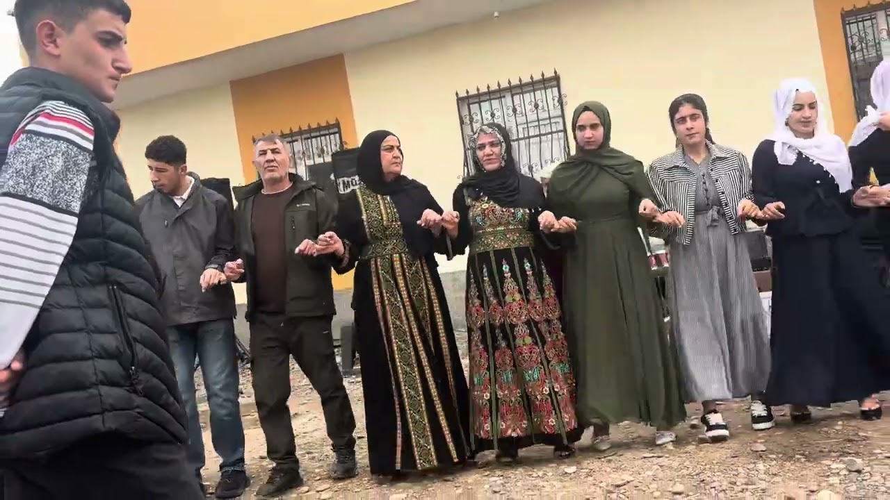 Hüceti düğünleri. Grani halay