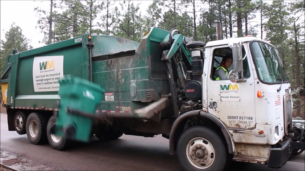 Show Low, AZ: Waste Management Heil 7000's