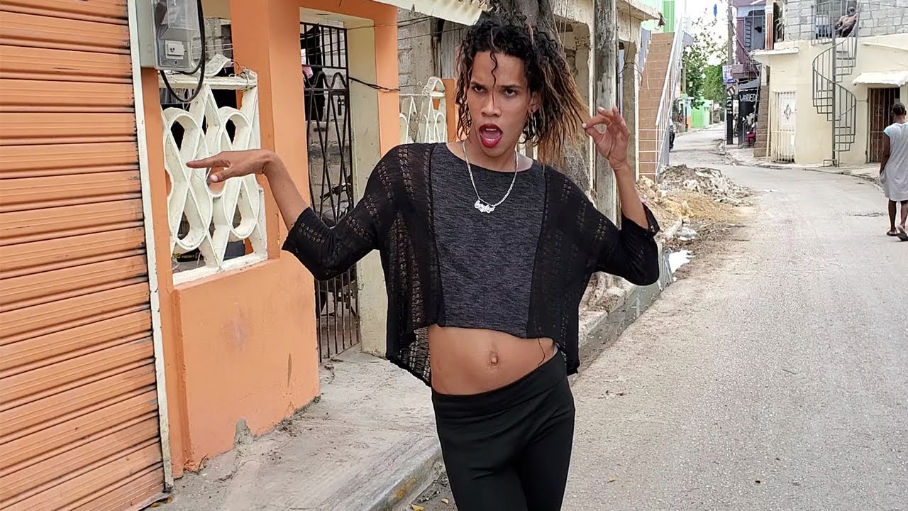 SAL&Iacute; DEL CLOSET 💅💁&zwj;♂ | NP JEY