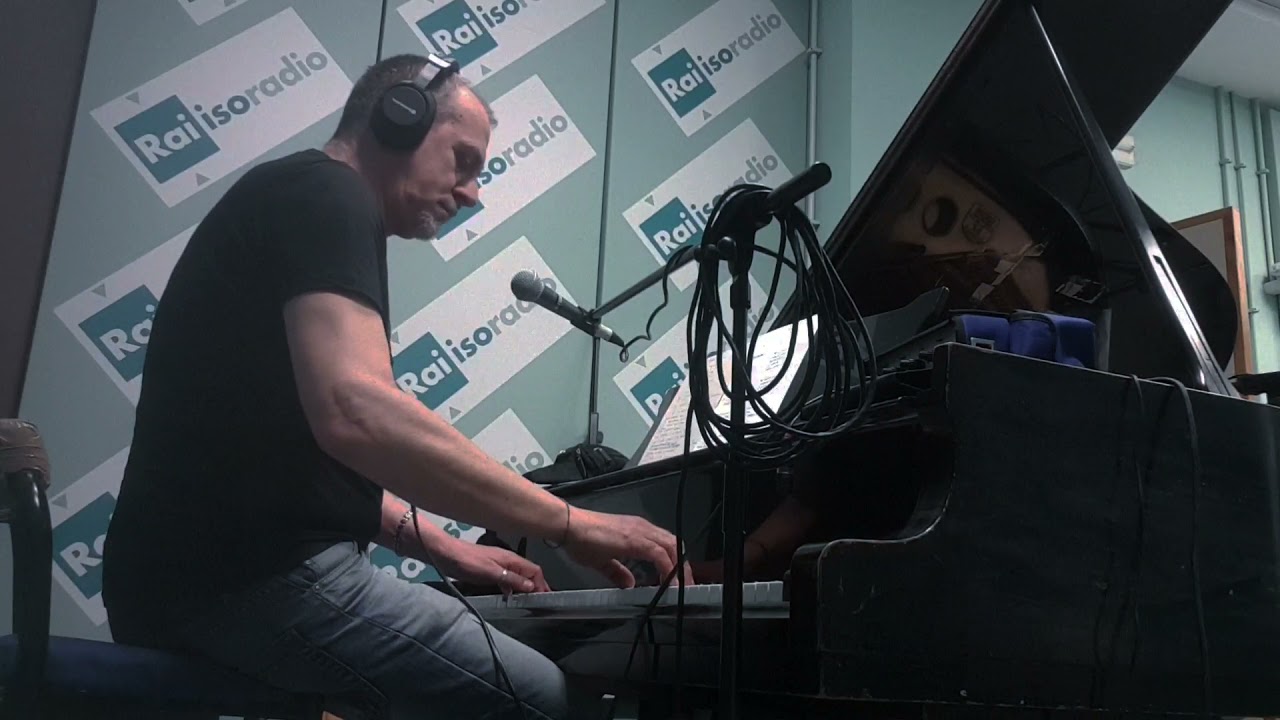 Pianobar di notte su #Rai #Isoradio

Amarsi un po' - Alessandro De Gerardis