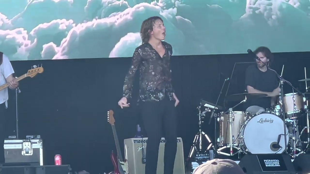Pond - Paint Me Silver (Live at Primavera Sound, 2022)
