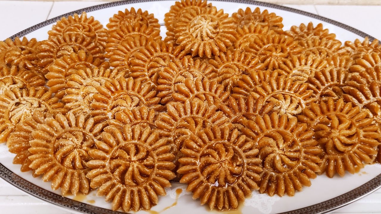 ২ কাপ চালের গুঁড়া দিয়ে ৪০ টার বেশি নকশী পিঠা তৈরির রেসিপি।।Nokshi Pitha Recipe/Bangladeshi Pitha