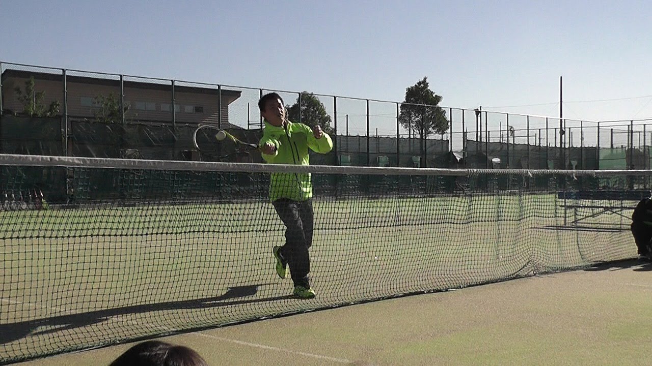 小林幸司選手（ミズノ）の基本ボレー（正面ボレー）の教え