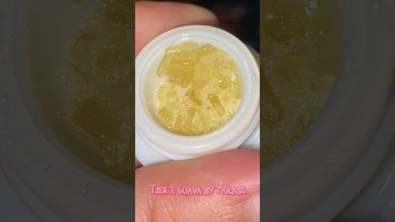 Rosin from 710labs! Tier 2 guava #hash #twitch #growerscommunity #high #stonersociety #dabbersdaily
