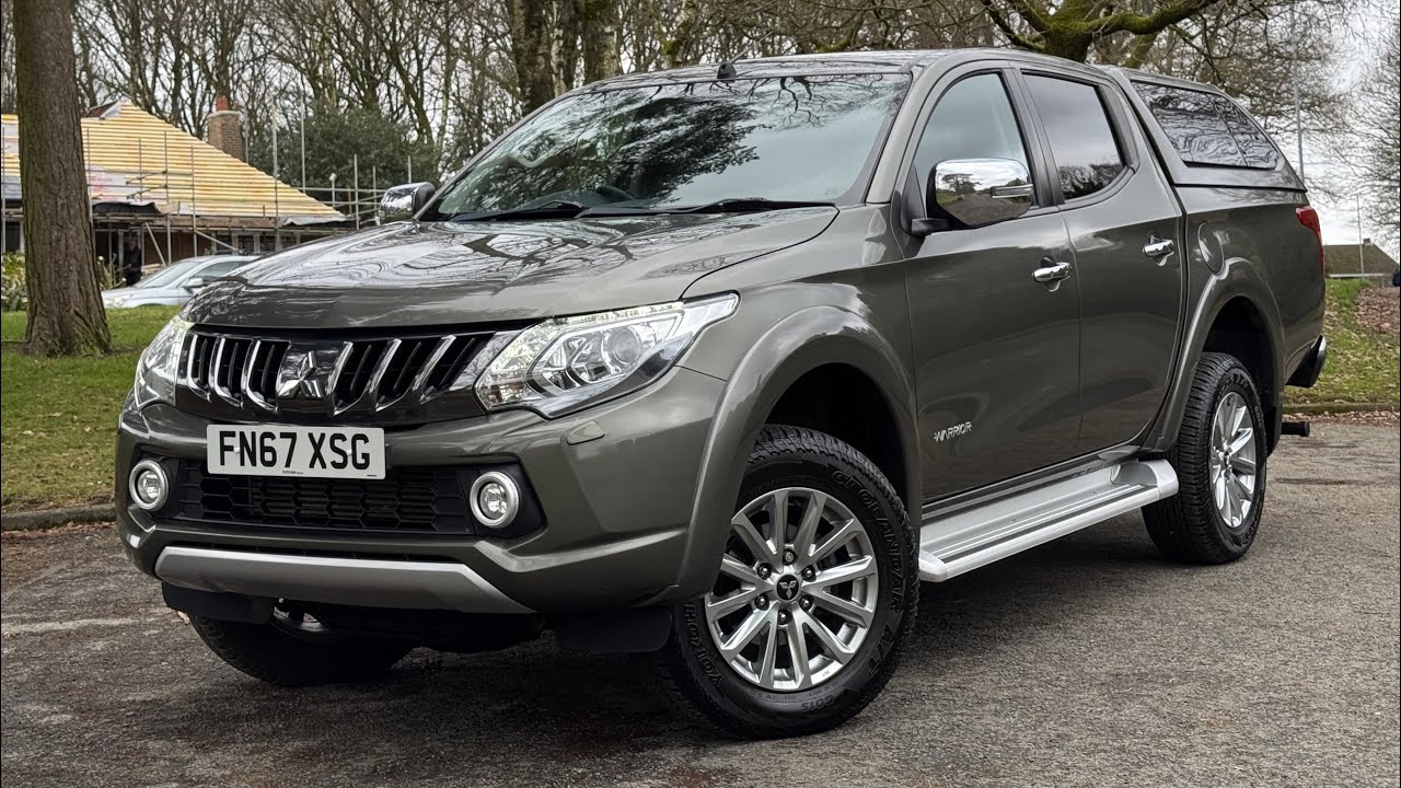 Mitsubishi L200 walk around