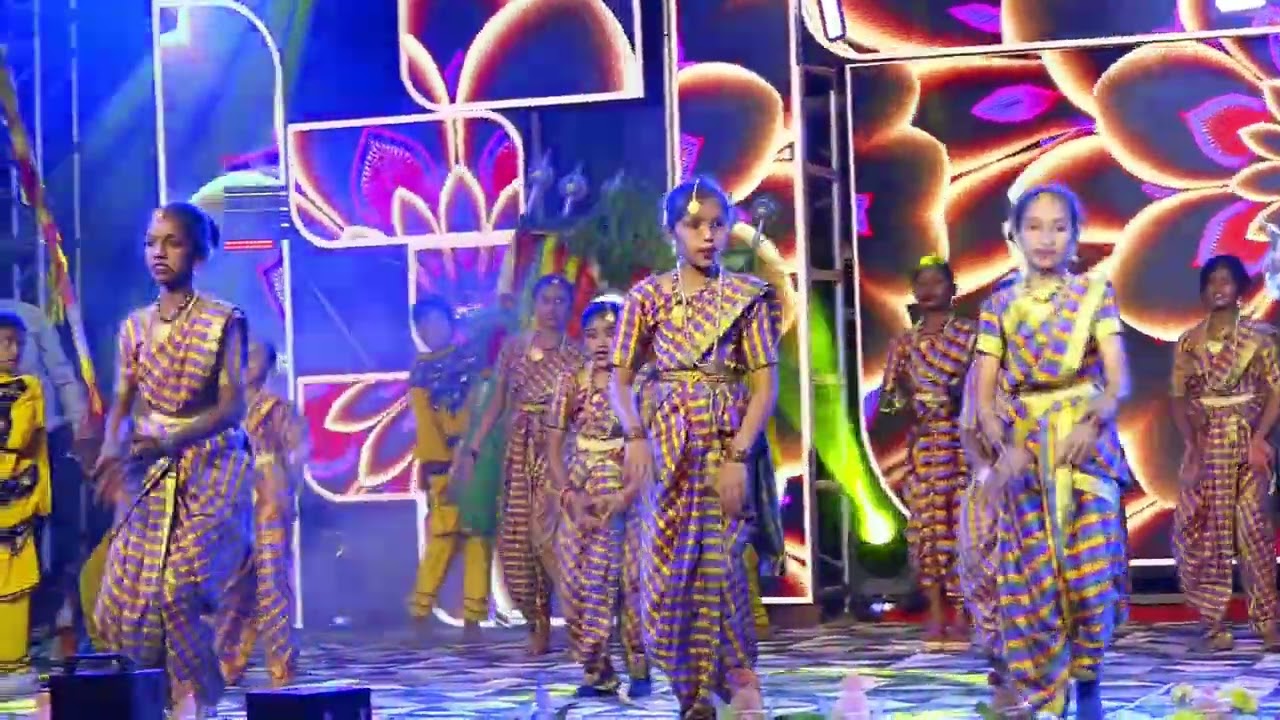 LV ಬೆಳ್ಳಿ ಹಬ್ಬ ಜನಪದ ನೃತ್ಯ From 5th Girls 2026