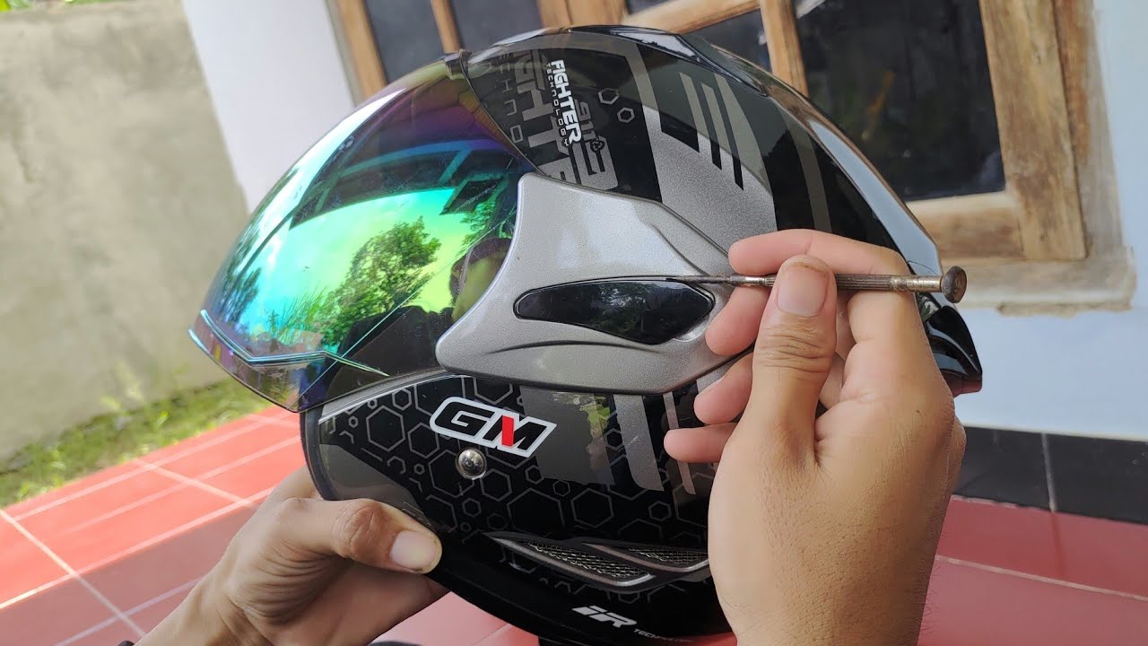 Cara melepas kaca helm ( visor ) & busa helm GM Fighter