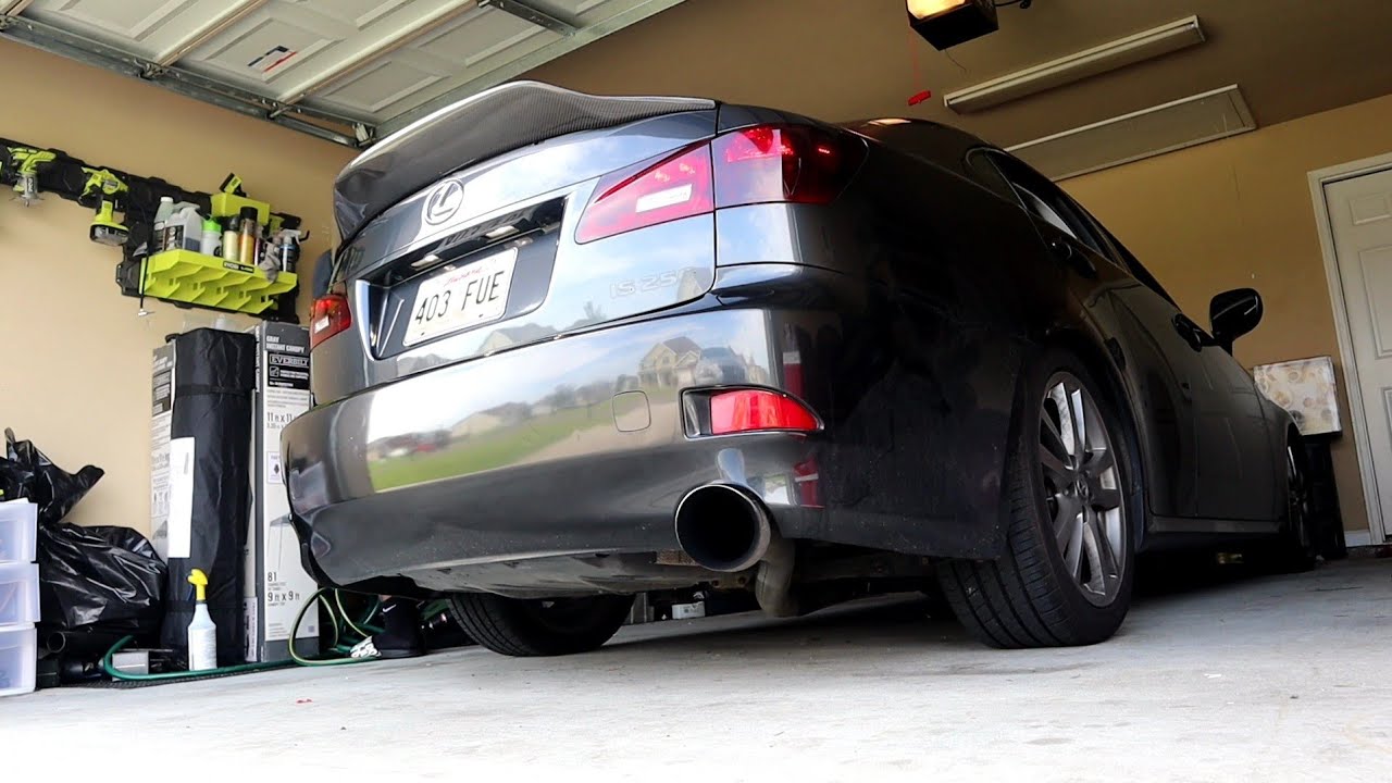 Straight Pipe IS250 gets a CARBON FIBER Ducktail