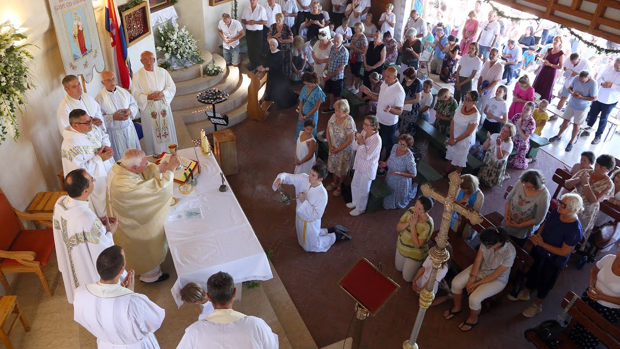 Proslava Gospe od Okita (Karmelske) u Vodicama. Slava Bogu. Veliča Duša moja...