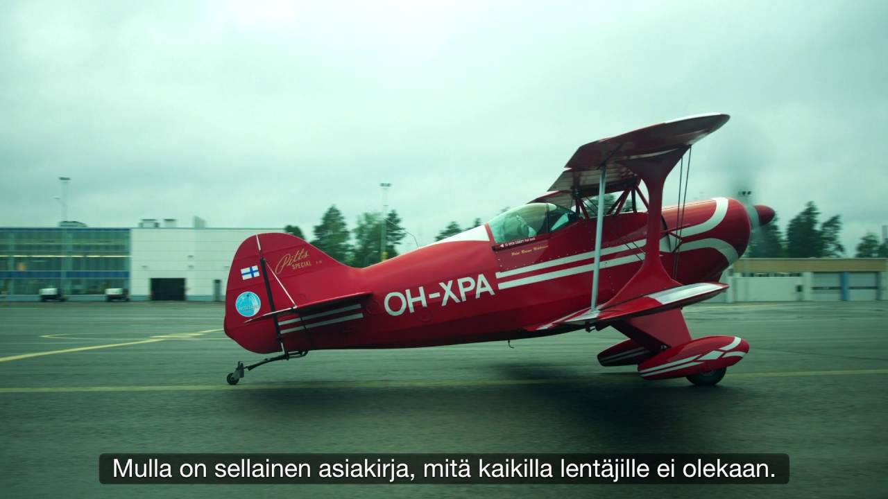 Näin luonnistuu taitolento 71-vuotiaalta – Arctic Eaglesin Raimo Nikkanen esiintyy