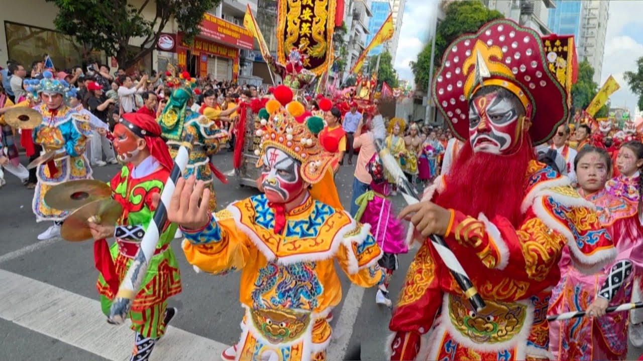 Mãn Nhãn Lễ hội Nghinh Ông Quan Thánh diễu hành tại phố người Hoa Q5
