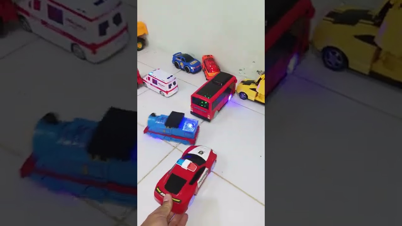 mobil polisi police car... 