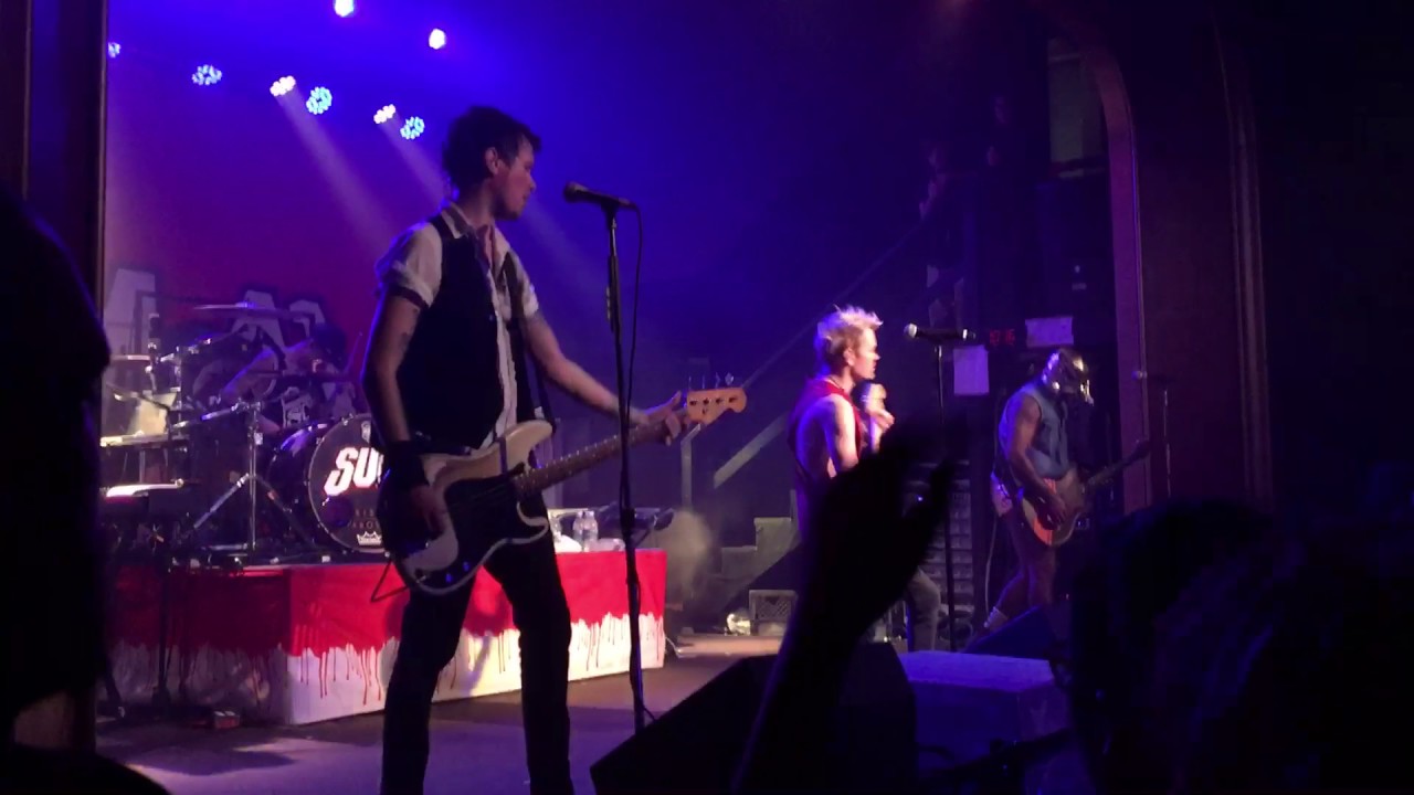 The Fall & The Rise - Sum 41 (Live in Portland at the Hawthorne Theater)