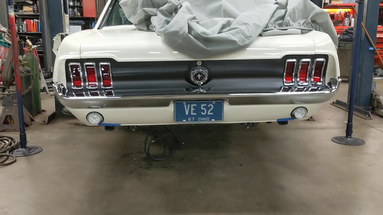 1967 Ford Mustang Exhaust Clip - JBA and Holley Sniper EFI