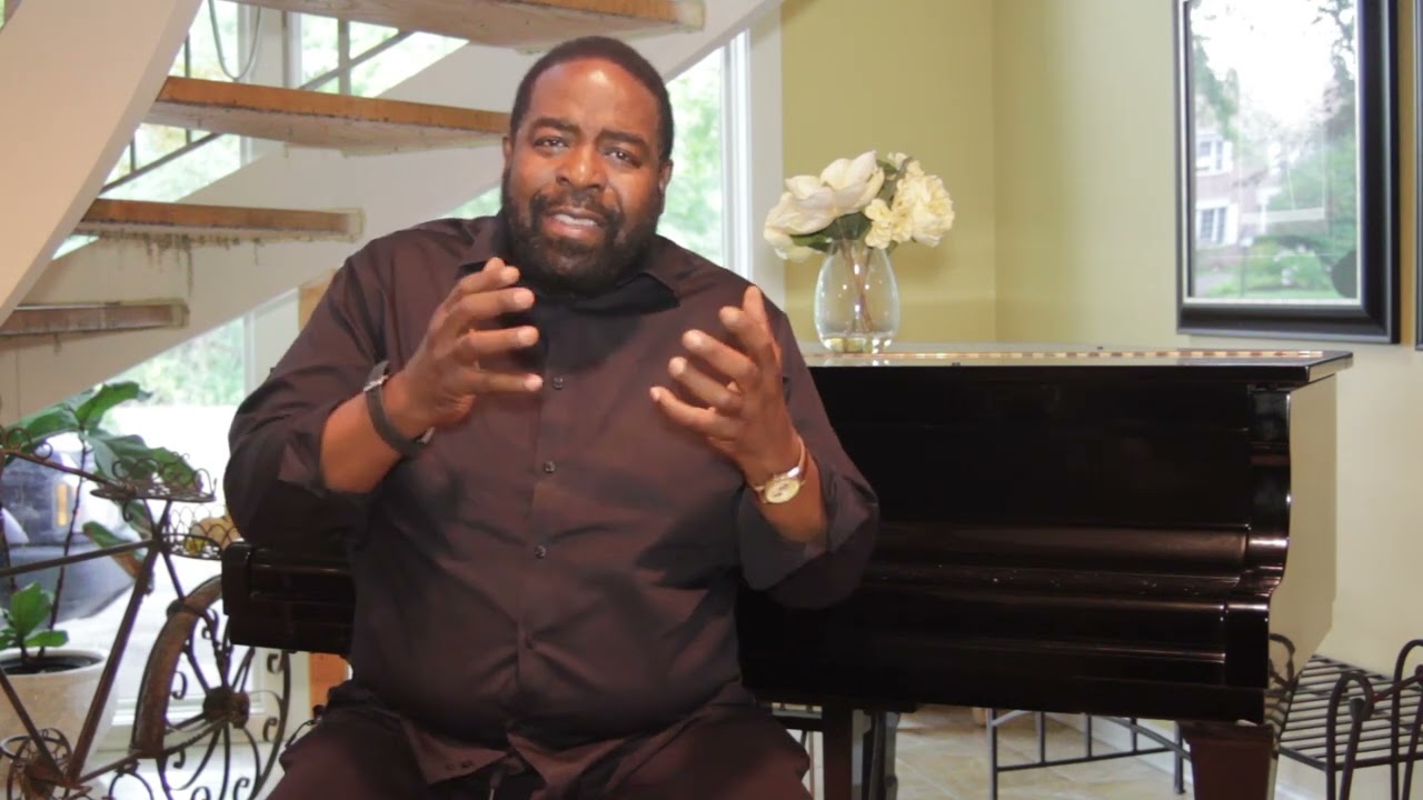 Les Brown talks to Georgio Sabino III about GoVia: Highlight A Hero - A community Police Safety App