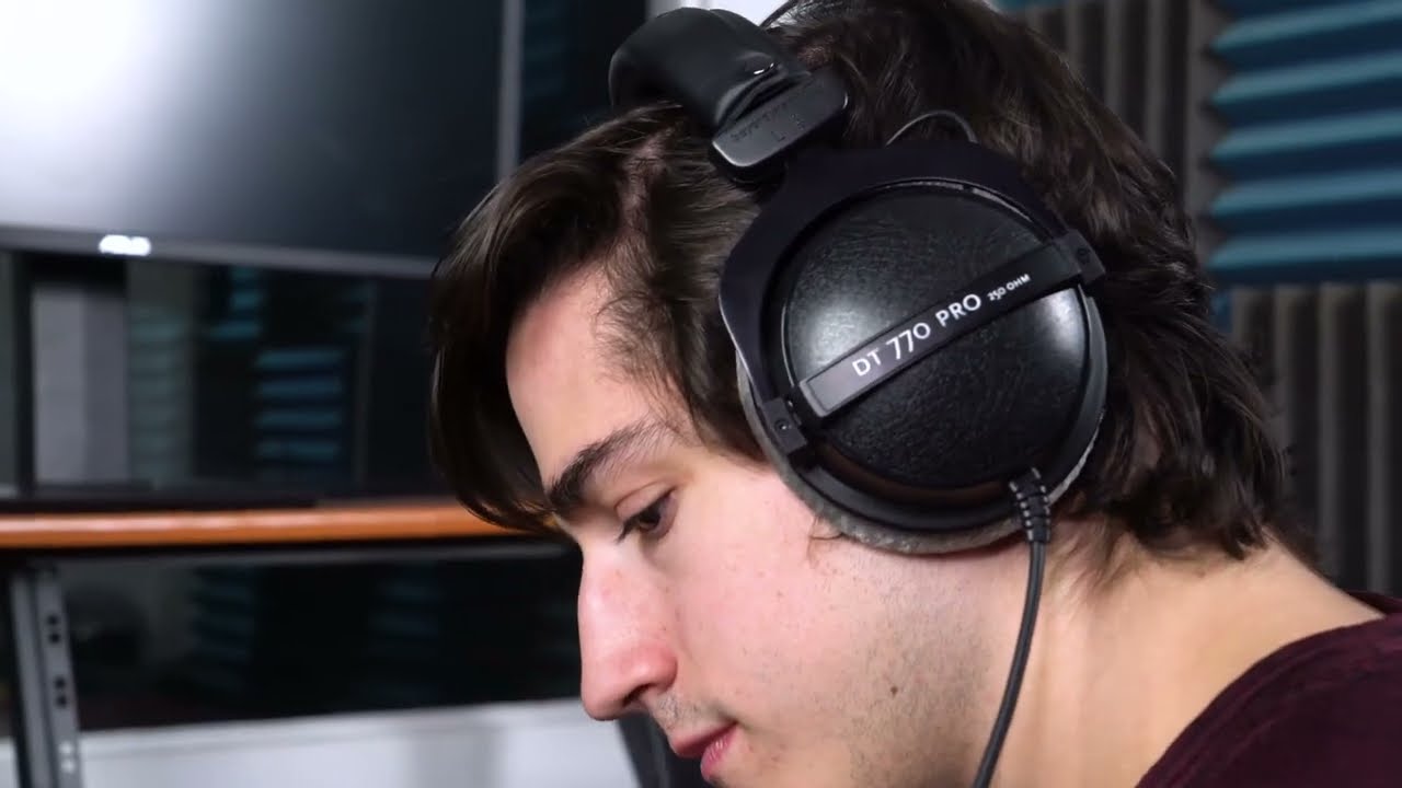 All about your HEADROCK Battery Powered Rechargeable Personal Headphone Amplifier Amp