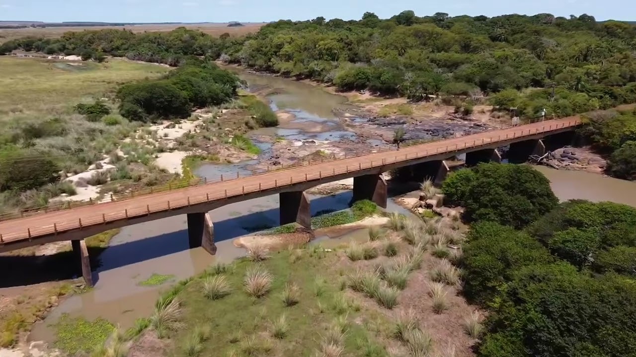 Recorriendo la Ruta 40 entre Pellegrini y la Ruta 14.
