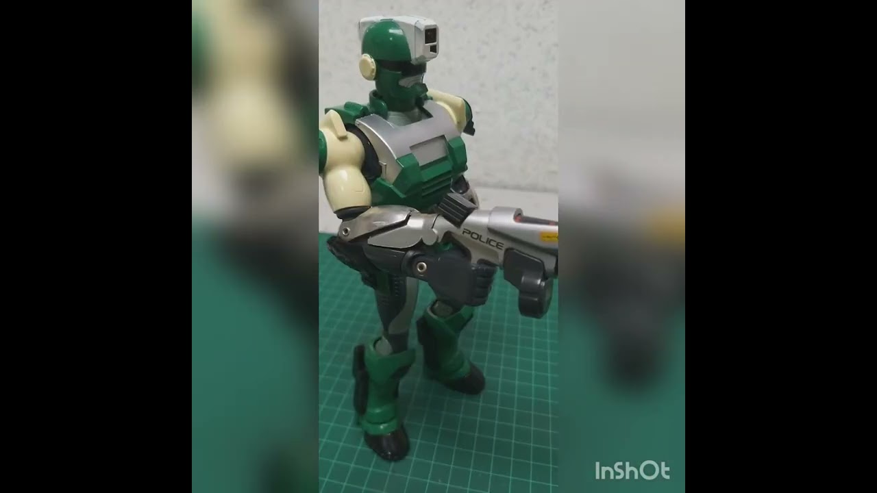 A quick look at vintage Cybercop Cyber Mars action figure.