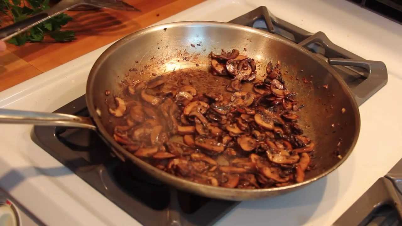 How to Deglaze a Pan with Wine: Bonterra Organic Life TV - Episode 11