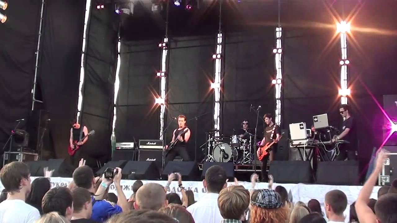 ХОЛОДНЕ СОНЦЕ - Забери мене (live Бандерштат, 2013)