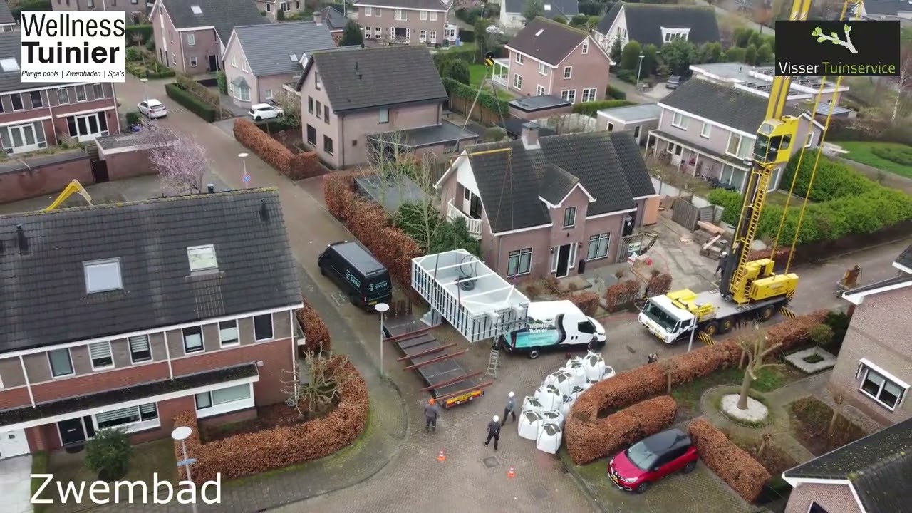 Zwemmen in Hellevoetsluis || Wellness Tuinier plaatst zwembad in samenwerking met Visser Tuinservice