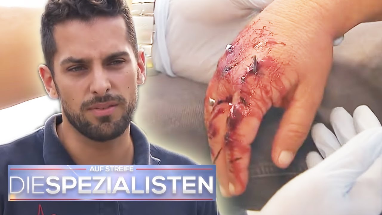 Hand blutig geschlagen: Mann schlägt nach Streit in Spiegel! | Die Spezialisten | SAT.1