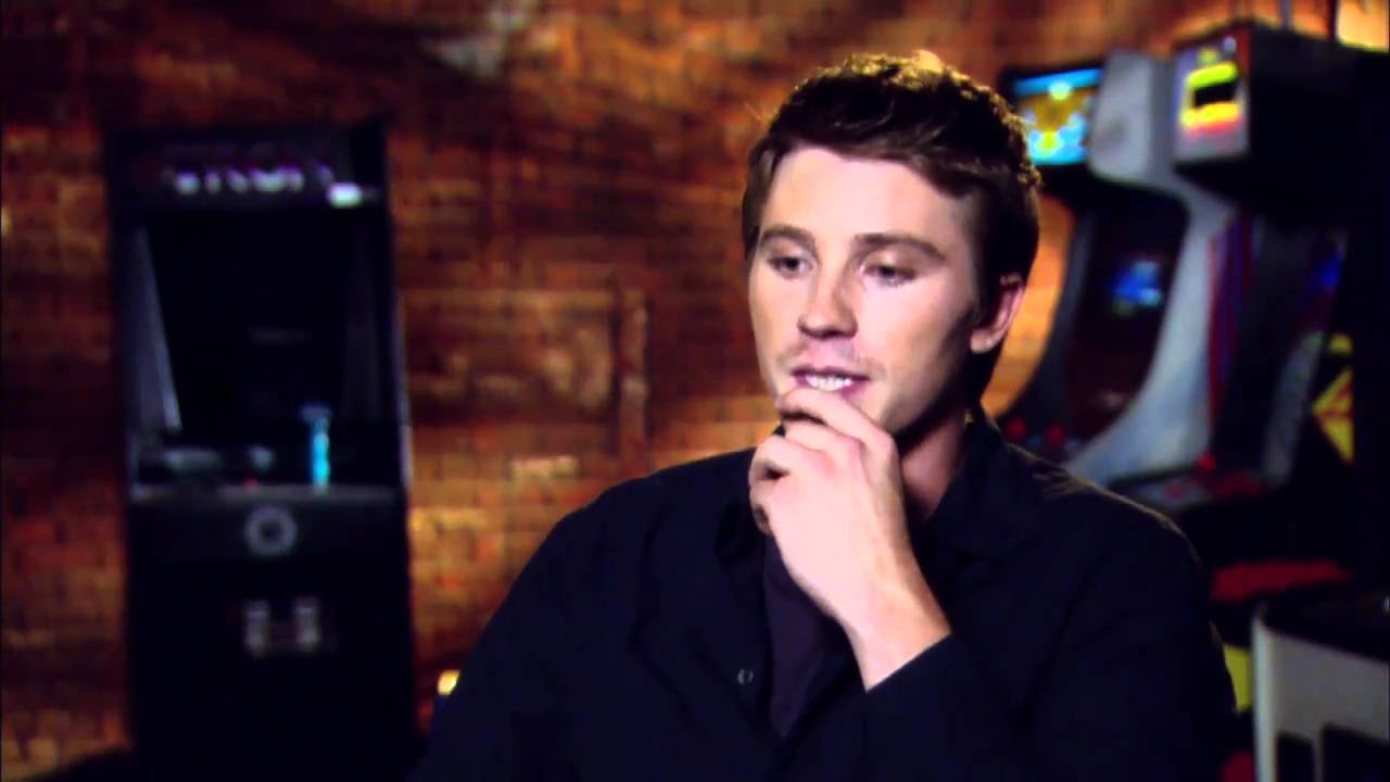 Tron Legacy - Garrett Hedlund Interview