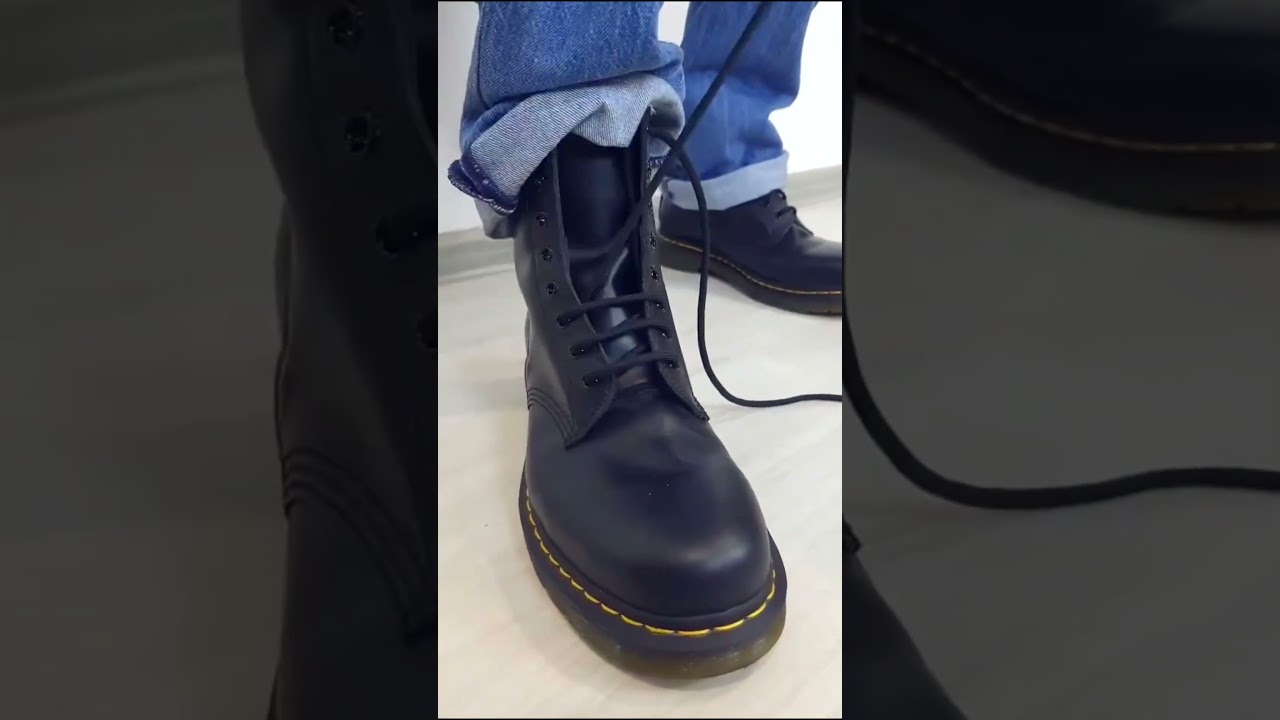 How correct wear military combat boots