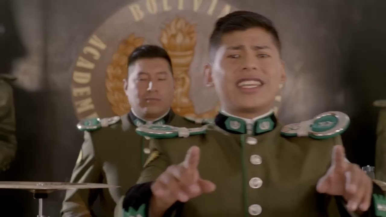 ORQUESTA DE LA POLICIA BOLIVIANA ANAPOL  Regresa con Vida  OFICIAL VIDEO