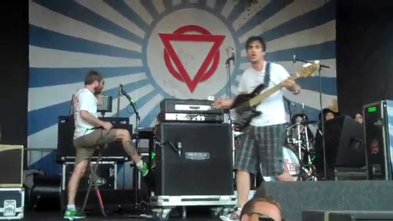 Enter Shikari - Anaesthetist (Live) Warped Tour Camden 7/11/14