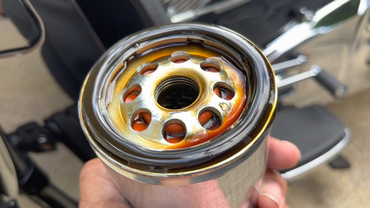 Changing the Oil on my 2014 Triglide Trike