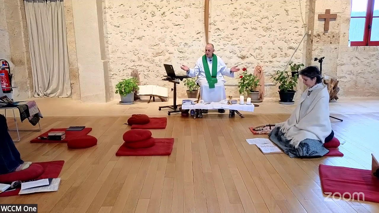 Contemplative Eucharist
