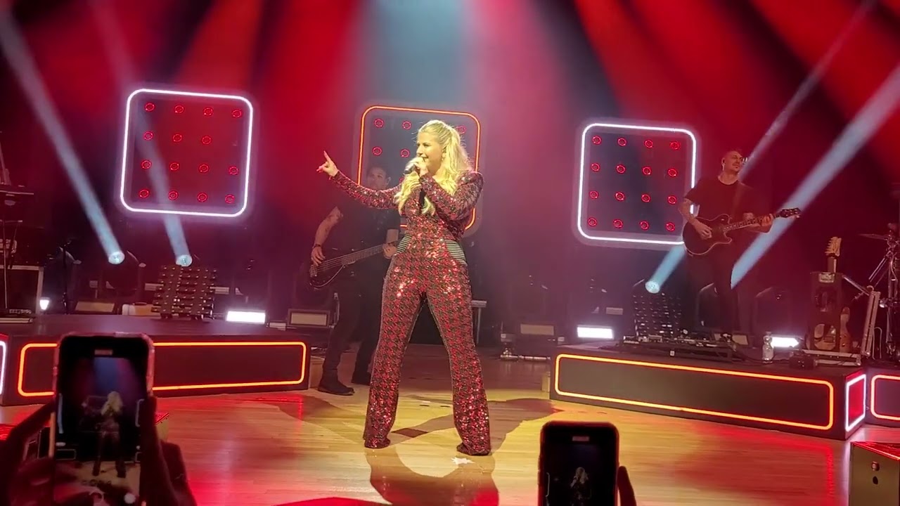 Beatrice Egli & Mein Herz LIVE & Stuttgart LiederHalle Volles Risiko Tour 04.11.2023