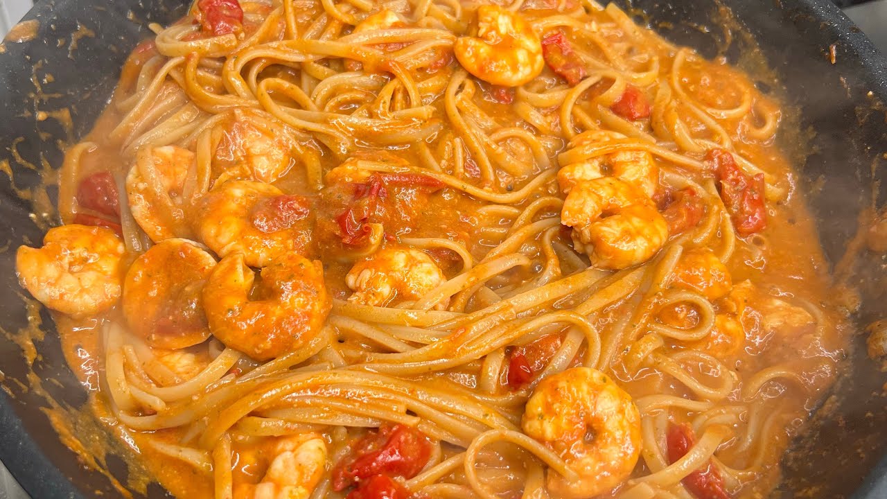 PASTA GAMBERI PESTO E POMODORINI 😋 PESTO SHRIMP AND TOMATOES 🍝 Italian food official 2023