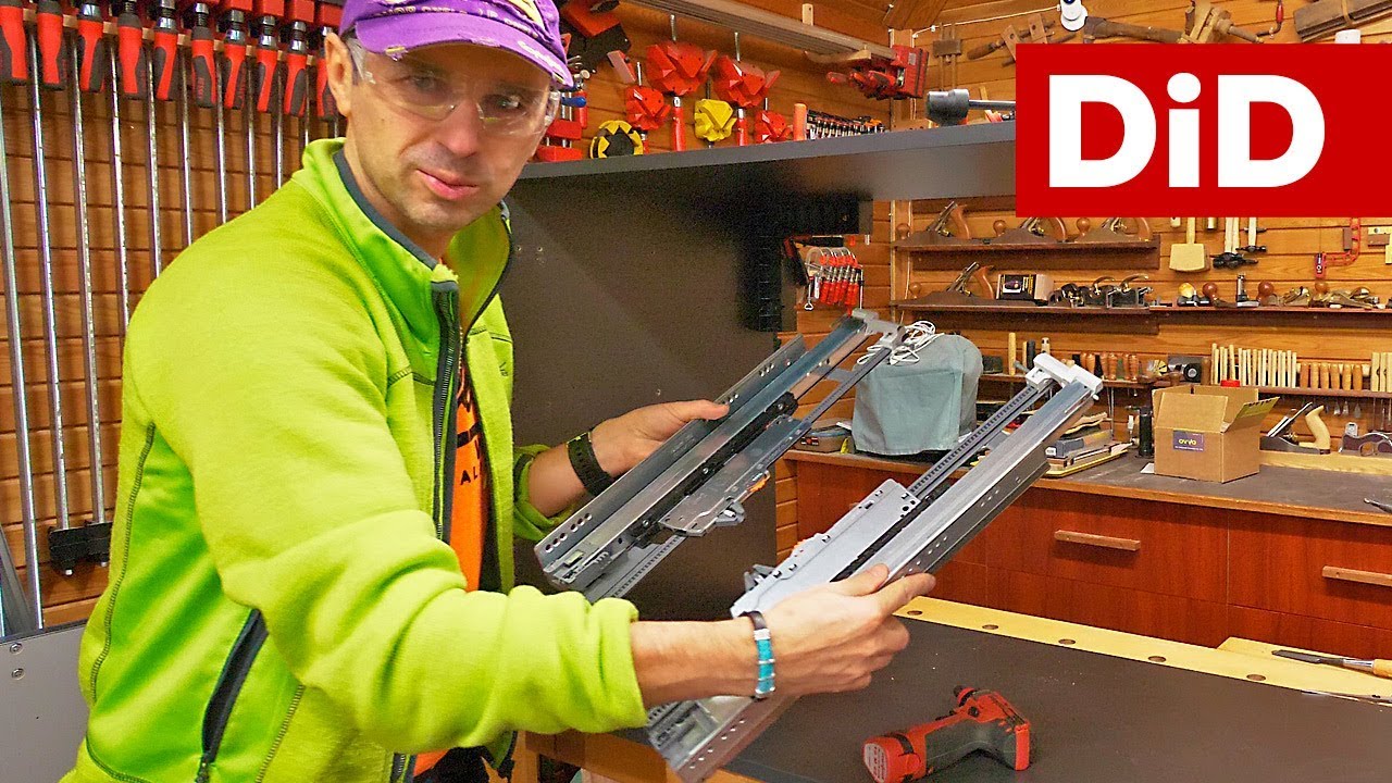 781. Meble biurowe: szerokie szuflady Blum Legrabox