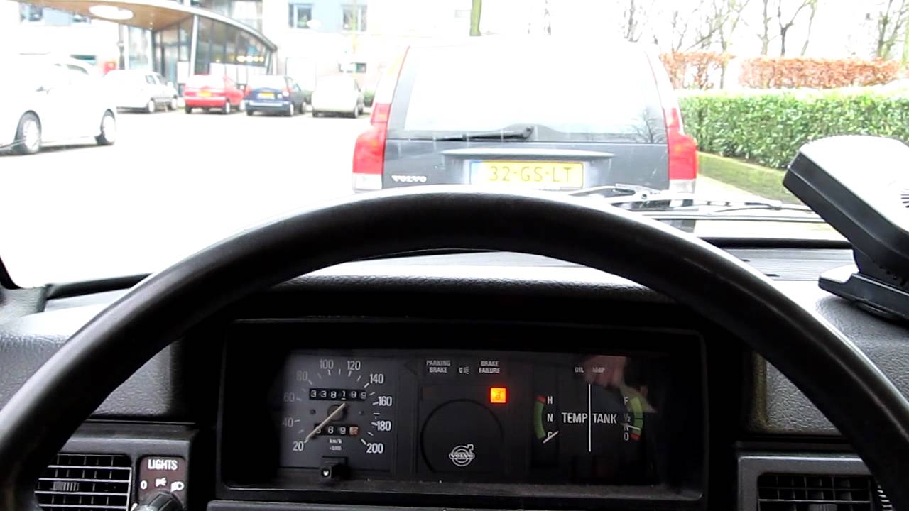 Volvo 240 diesel D24 cold start @ winter