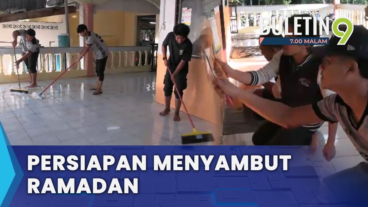 Semangat Ramadan, Anak Muda Gotong-Royong Hias Surau (B9)