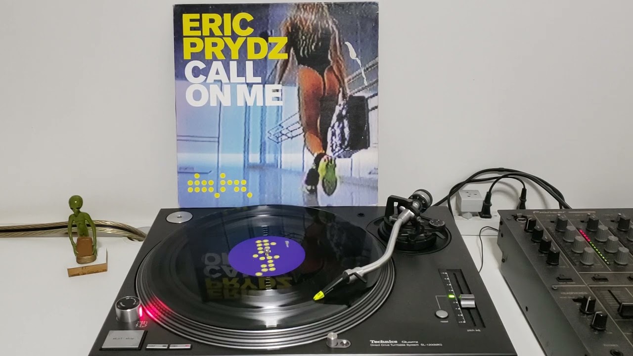 Eric Prydz - Call On Me