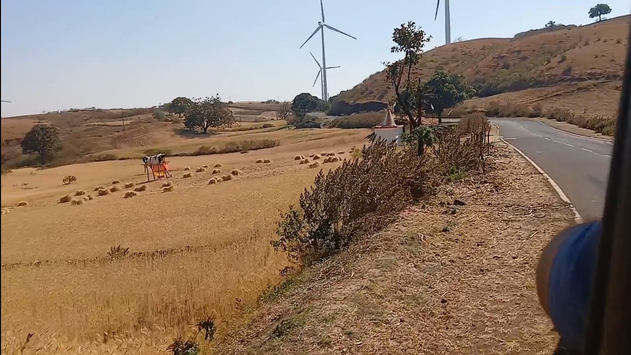 Yaha ka gehu kuch is tara ka hai 