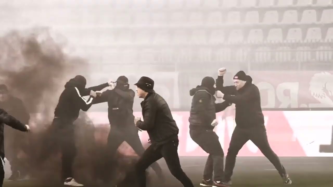 BATAIE IN TOATA REGULA LA DINAMO - UTA: FANII STELEI AU FOST IMPLICATI